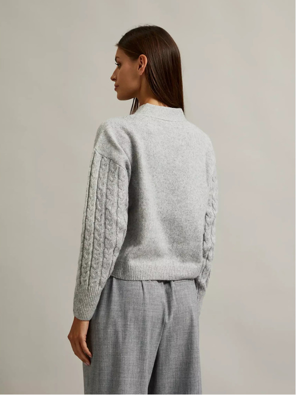 Moodo Graue kurze Strickjacke mit Knöpfen Moodo