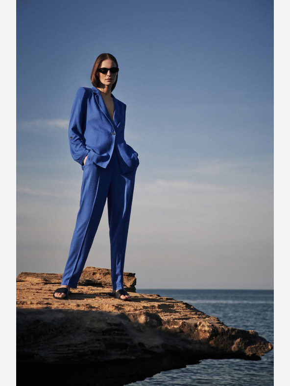 Moodo Blaue Leinenjacke mit 3/4-Ärmeln Moodo