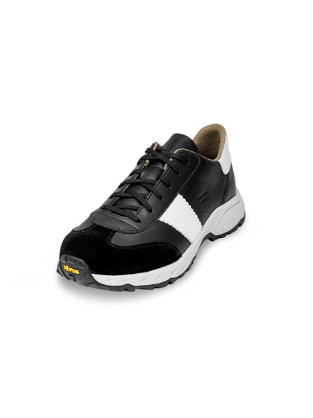 Vasky Botas Nordic Black- Herren Leder Outdoor Turnschuhe / Stiefel schwarz und weiß Tschechische Produktion aus Zlin