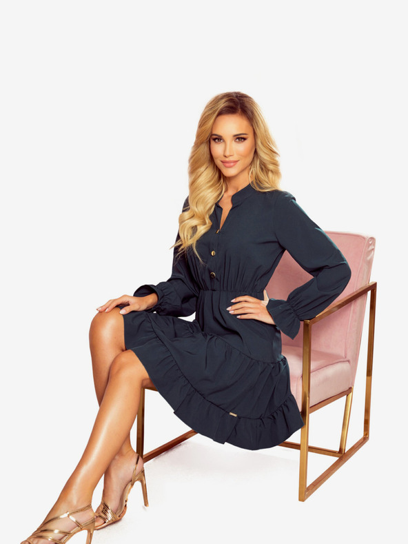 numoco Grünes Kleid mit Rüschen und goldenen Knöpfen Numoco