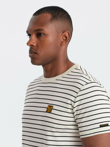 Ombre Clothing Gestreiftes Herren-T-Shirt mit Aufnäher Ombre Clothing
