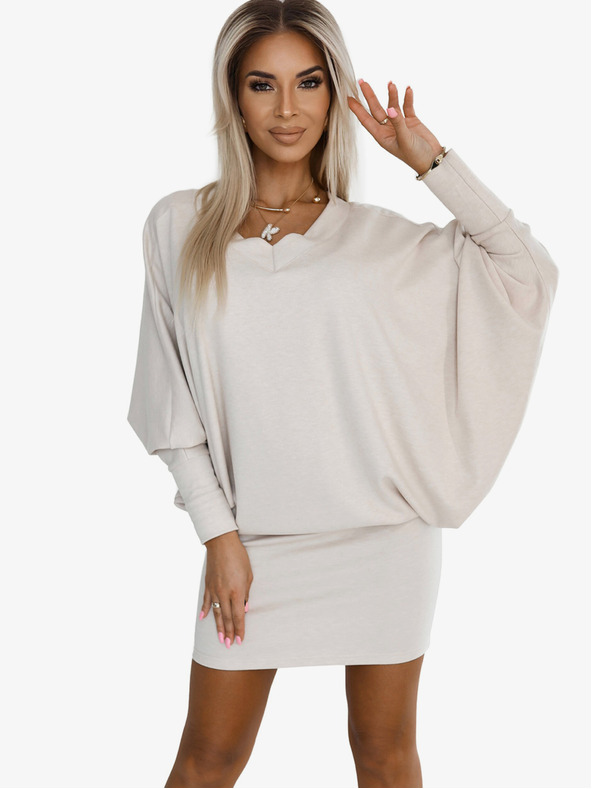 numoco Kleid mit Fledermausausschnitt – Beige Numoco