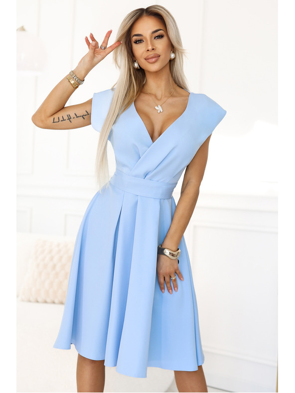 numoco Gerafftes Midikleid mit Bleistiftausschnitt und Gürtel - Numoco