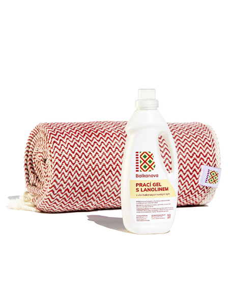 Balkanova Waschgel mit Lanolin für Wolle 1000 ml mit dem Duft der Bergkräuter des Balkans
