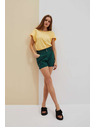 Moodo Dunkelgrüne Damen-Shorts von Moodo