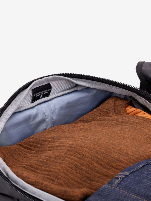 Thule Schwarze Thule Chasm Carry-on Roller Reisetasche (40 l)