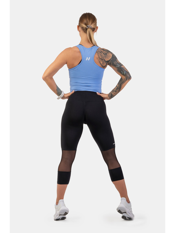 Nebbia Sportliches Crop-Top in schmaler Passform 422 Nebbia