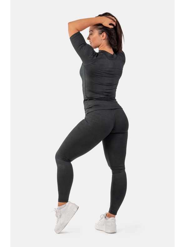 Nebbia Python-T-Shirt mit Schlangenhautmuster 416 Nebbia