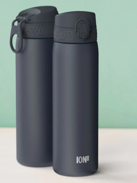 ION8 Dunkelblauer Edelstahl-Thermobecher Ion8 One Touch Ash Navy (500 ml)