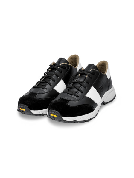 BOTAS *** Damen Ledersneaker / Turnschuhe outdoor schwarz-weiß Botas Nordic Black