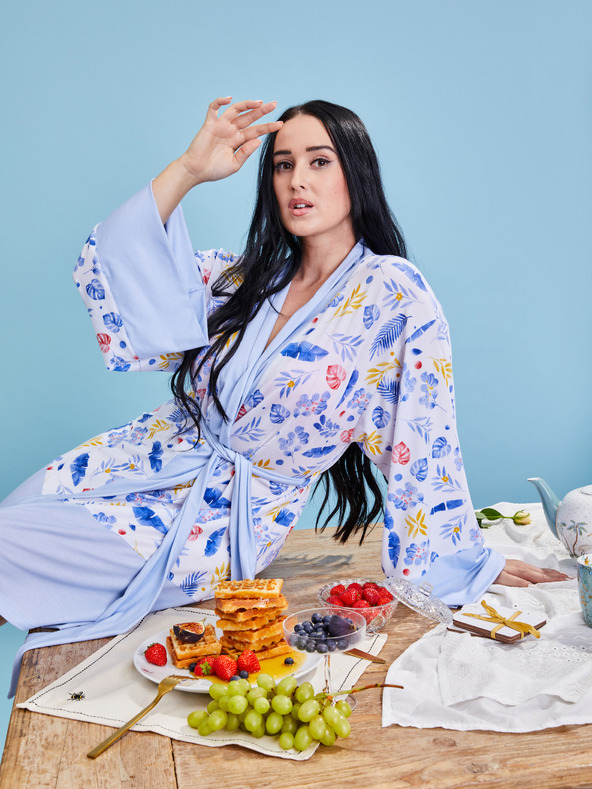 ZOOT.collab Blauer geblümter Morgenmantel für Damen von BESKY by ZOOT Collection