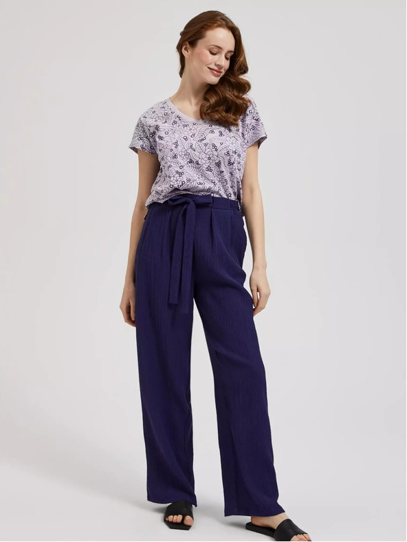 Moodo Lila Bluse mit floralem Muster und V-Ausschnitt Moodo
