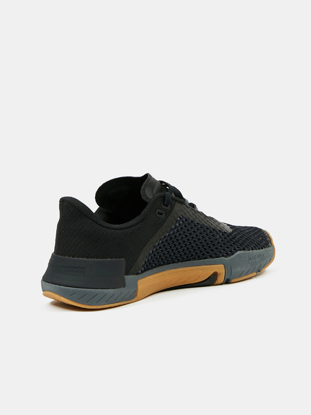Under Armour Herren-Schuhe Under Armour UA TriBase Reign 4