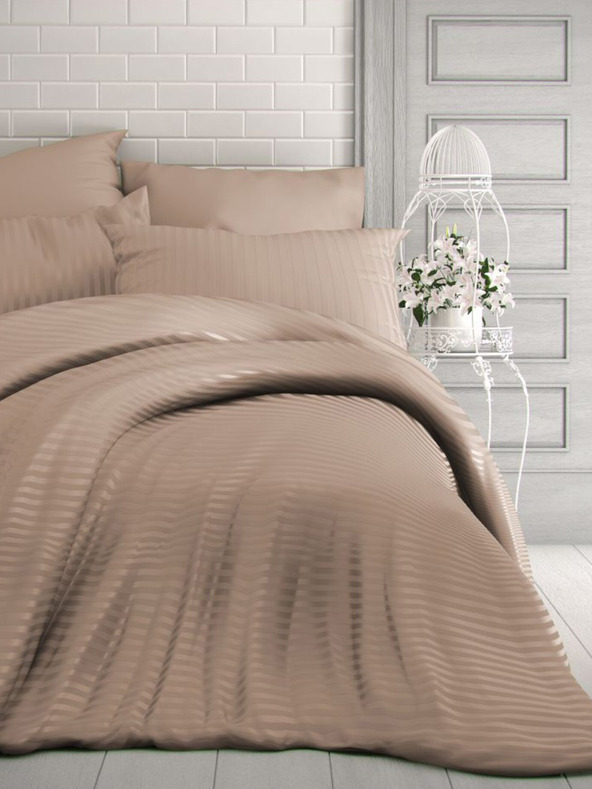 Kvalitex Satiniertes verlängertes Bettwäsche-Set mit Streifen 140x220, 70x90cm Beige Qualitex