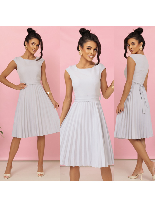 numoco LILA Plissiertes Kleid mit kurzen Ärmeln und Gürtel