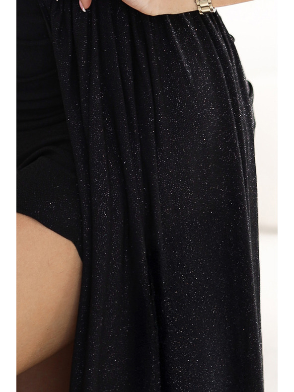 numoco Langes SELENA Kleid mit einer Schulter, glitzerndem Schimmer und Schlitz