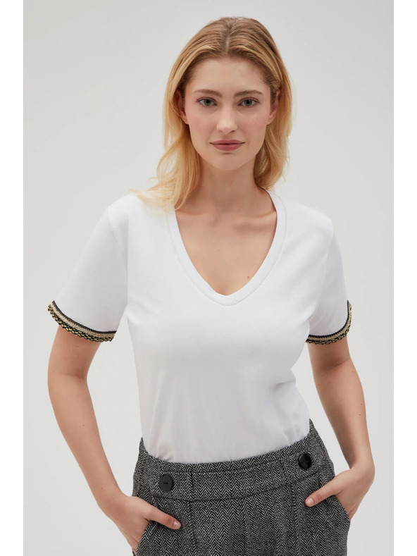 Moodo Weißes Basic-T-Shirt mit V-Ausschnitt