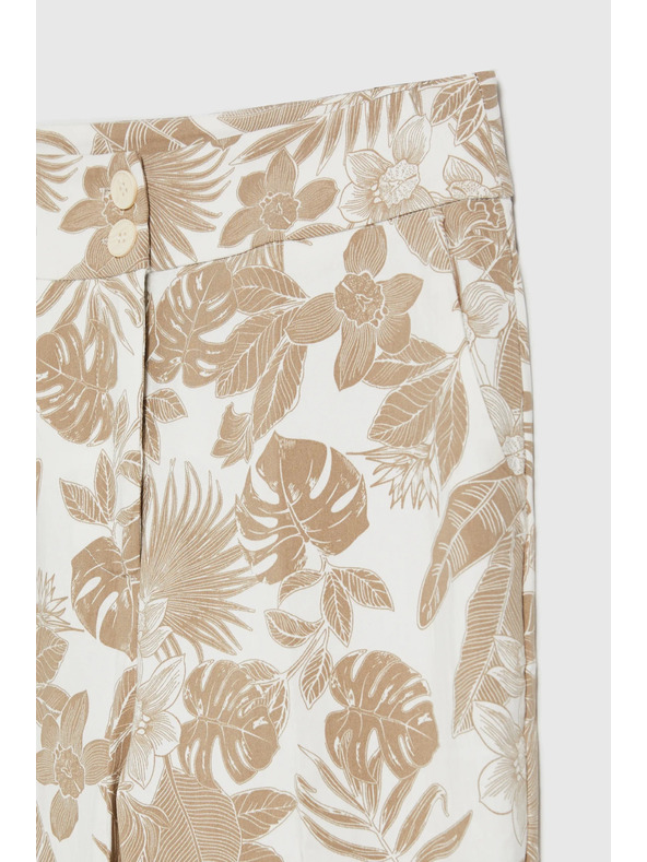 Moodo Weiße geblümte Damenhose Moodo