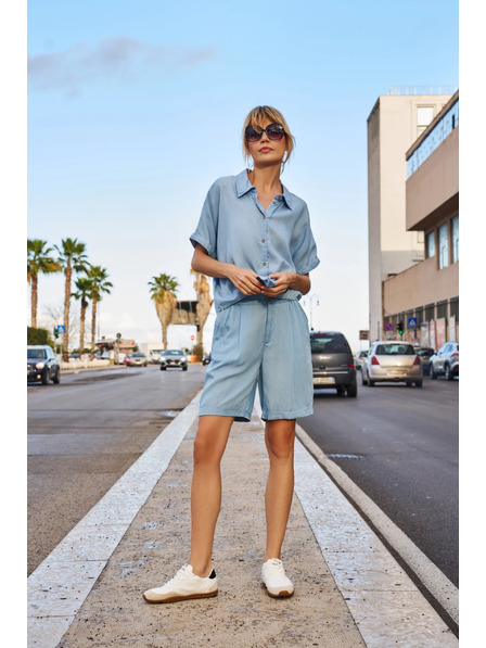 Moodo Blaue Damenshorts Moodo