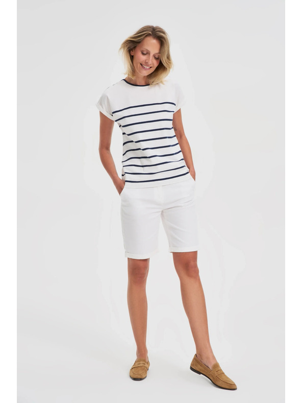 Moodo Weiße Damen-Shorts Moodo