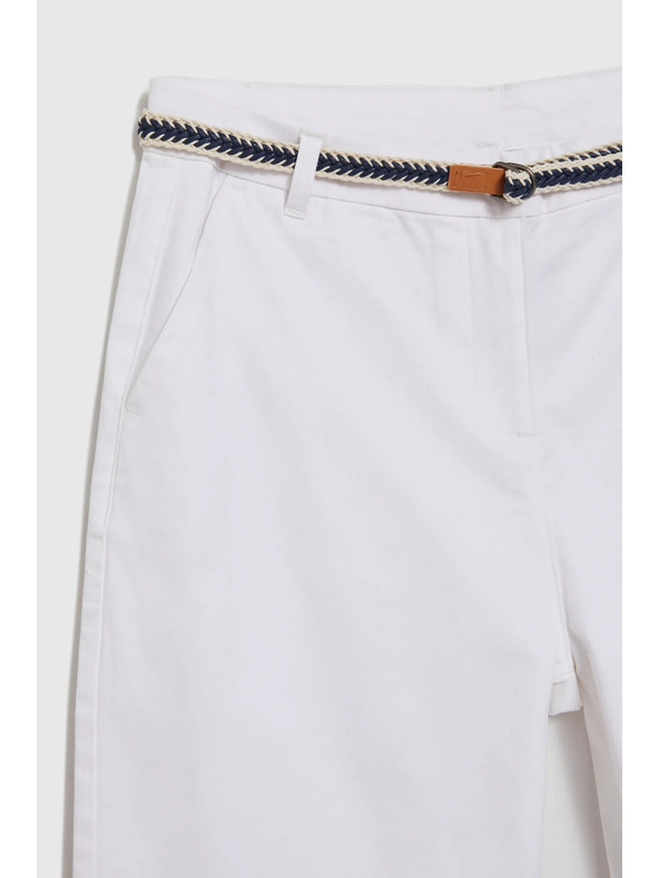 Moodo Weiße Damen-Shorts Moodo