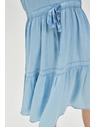 Moodo Hellblaues Midi-Kleid mit Volants Moodo