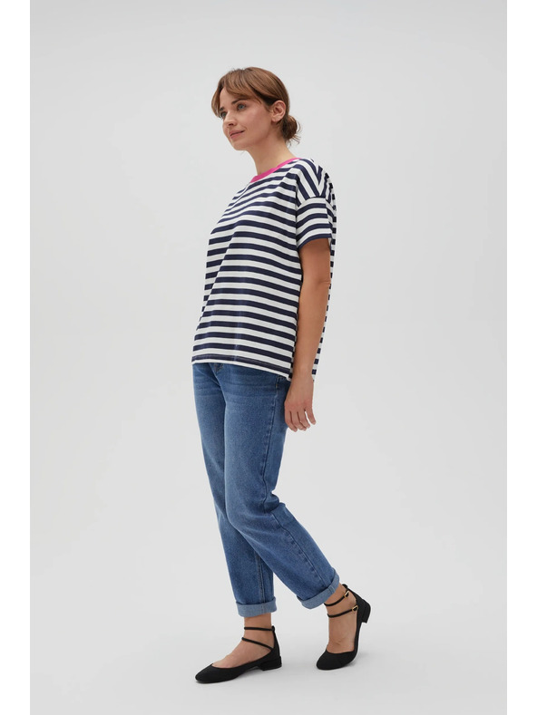 Moodo Blau-weiß gestreiftes T-Shirt mit rosa Kragen