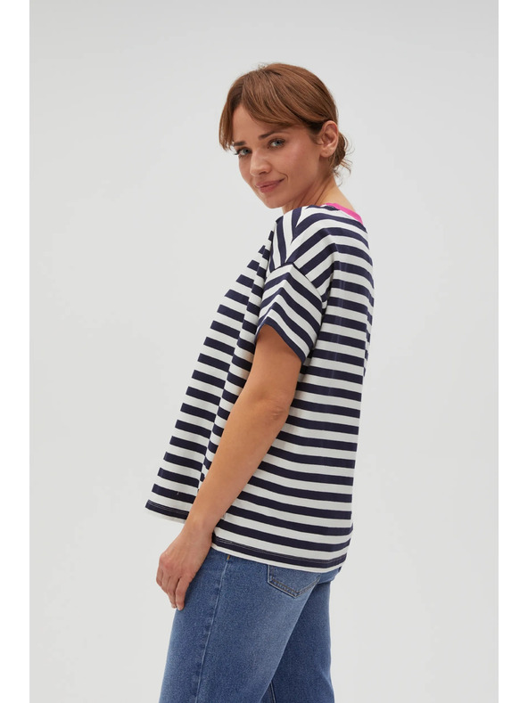 Moodo Blau-weiß gestreiftes T-Shirt mit rosa Kragen