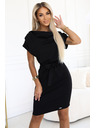 numoco Schwarzes Kleid mit asymmetrischem Rock und Gürtel