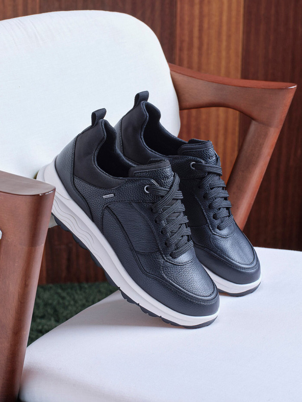 Geox Schwarz Damen Geox Spherica 4x4 b abx Turnschuhe