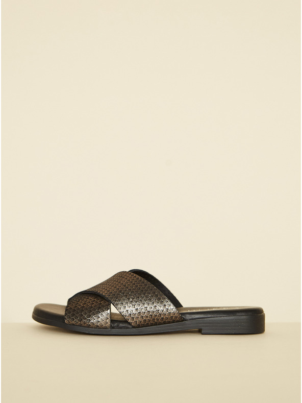 Ojju Schwarze Lederslipper OJJU