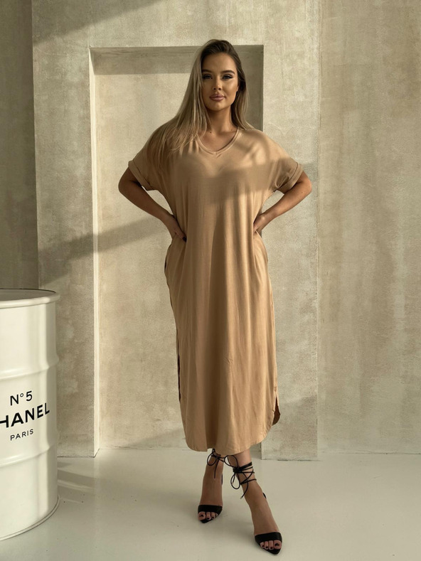Edoti Oversize Maxi-Kleid - camelfarben
