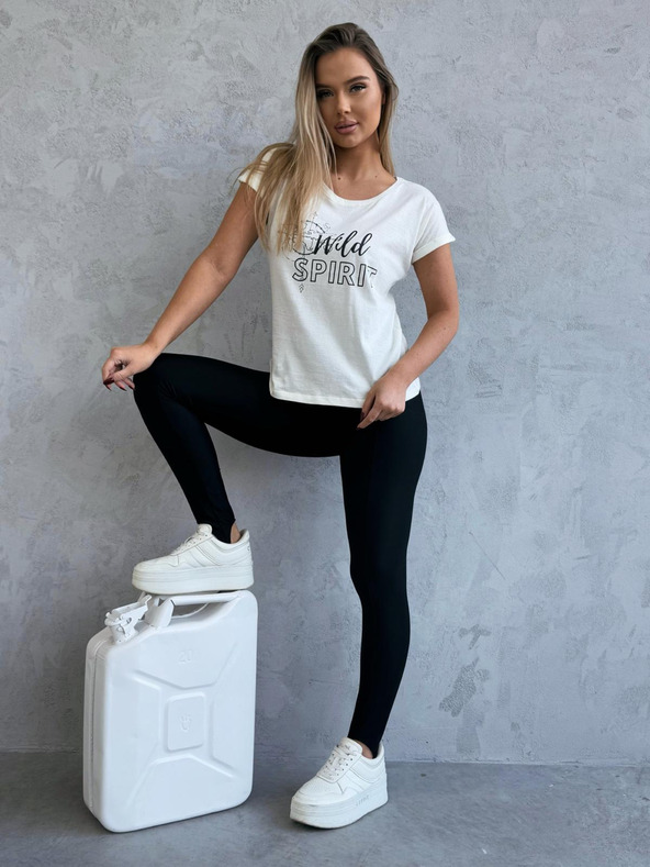 Edoti T-Shirt mit Aufdruck - cremeweiß