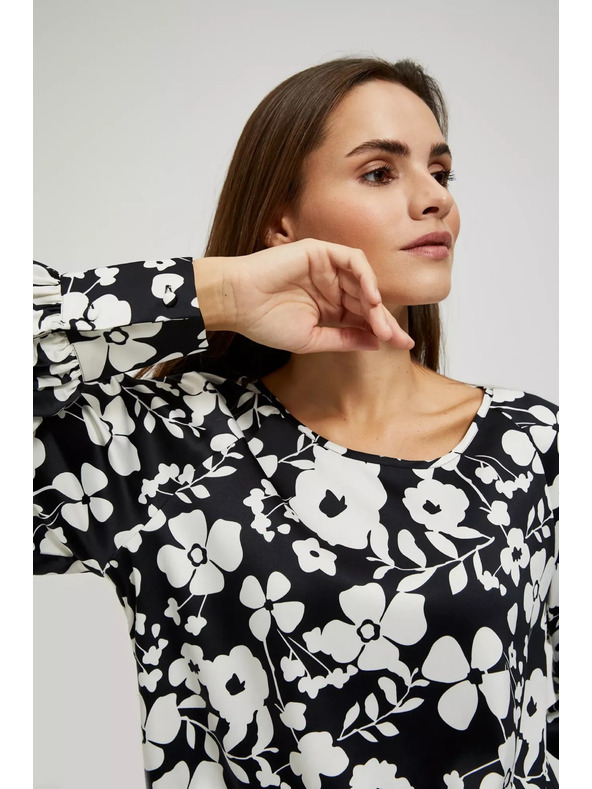 Moodo Schwarz-weiße Blumenbluse von Moodo