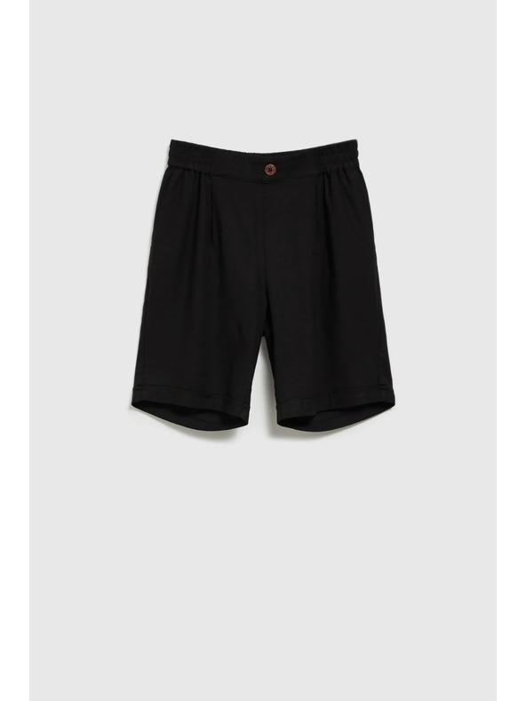 Moodo Schwarze Shorts von Moodo