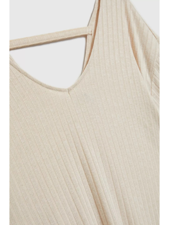 Moodo Cremefarbener lockerer Top