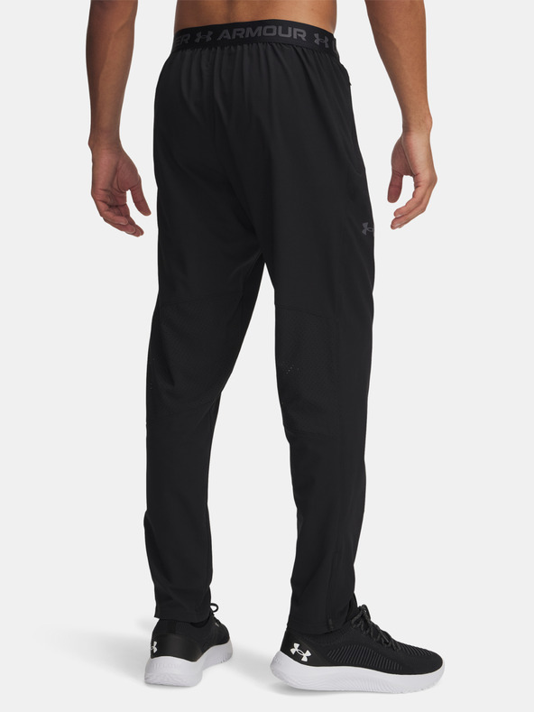 Under Armour Herren Sporthose Under Armour Vanish Woven Tapered Pants-BLK