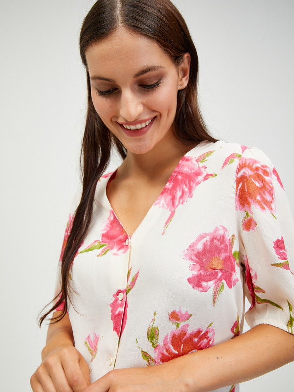 Pieces Cremefarbene geblümte geknöpfte Bluse Pieces Tianna