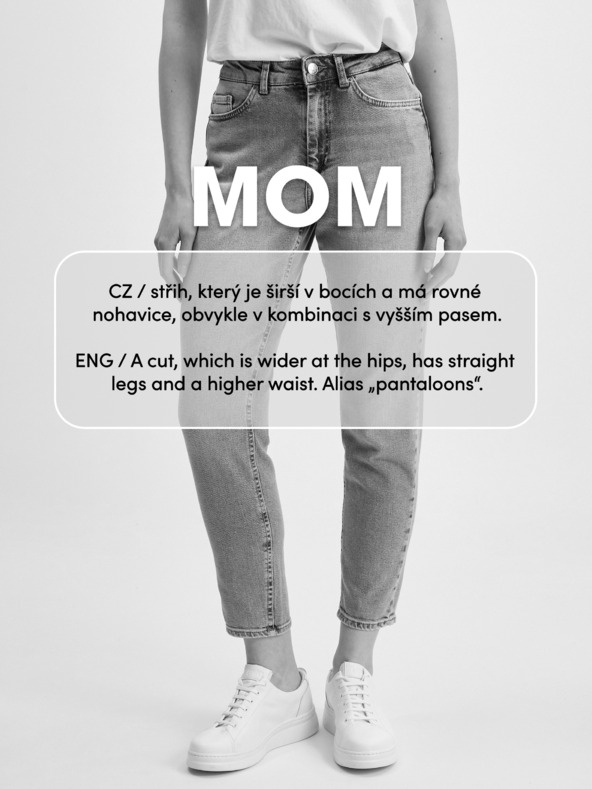 Trendyol Hellblaue Mom Fit Jeans mit Ripped-Effekt Trendyol