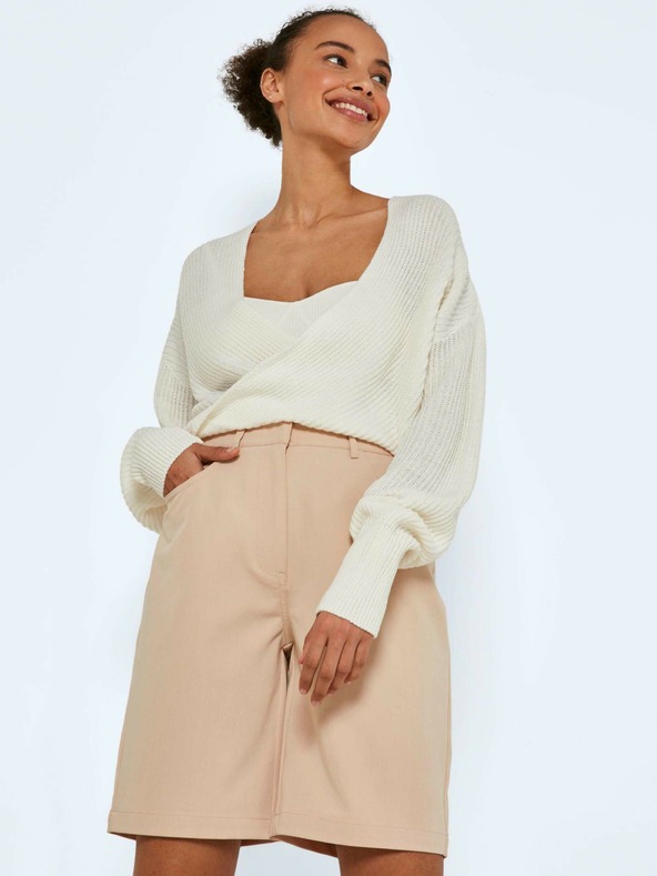 Noisy May Beigefarbene Shorts mit weitem Bein Noisy May Drew