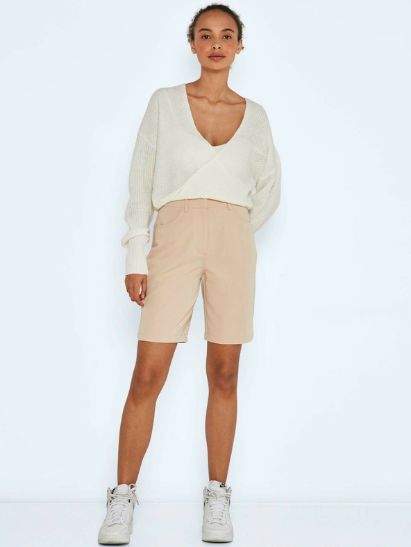 Noisy May Beigefarbene Shorts mit weitem Bein Noisy May Drew