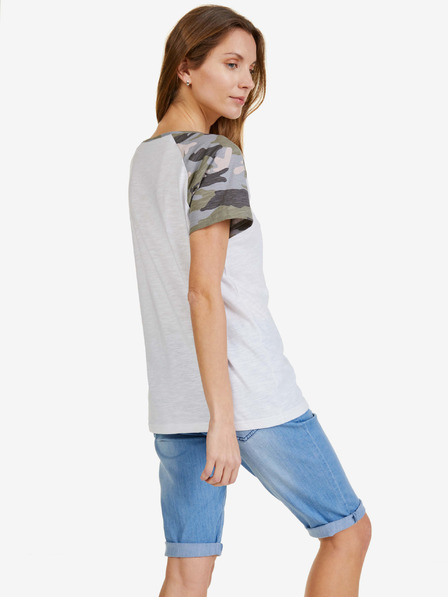 Sam 73 Weißes gemustertes Damen-T-Shirt SAM 73 Rose