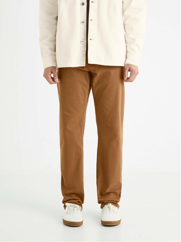 Celio Braune Herrenjeans mit geradem Schnitt Celio Vopry1