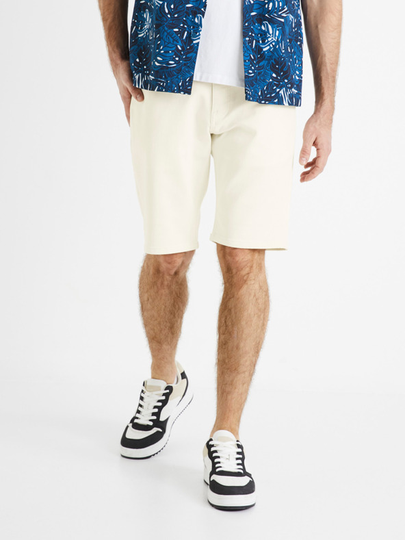 Celio Cremefarbene Herren Denim-Shorts Celio Doknitbm