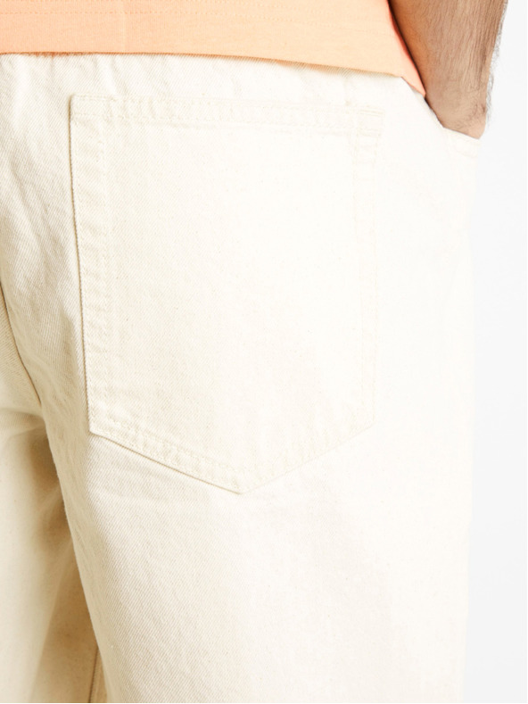 Celio Cremefarbene Jeansshorts für Männer Celio Dojogdenbm