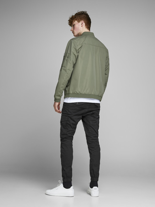 Jack & Jones Schwarze konisch zulaufende Hose Jack & Jones Paul