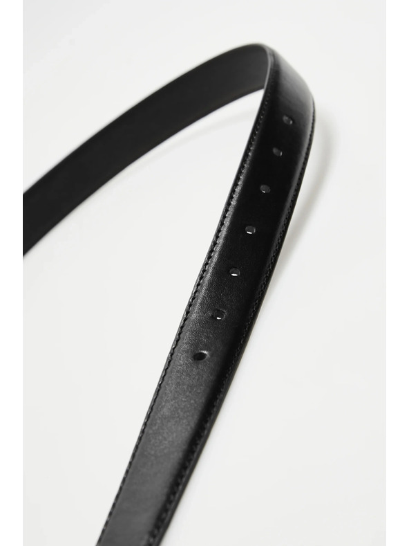 Moodo Schwarzer Gürtel mit goldener Schnalle Moodo