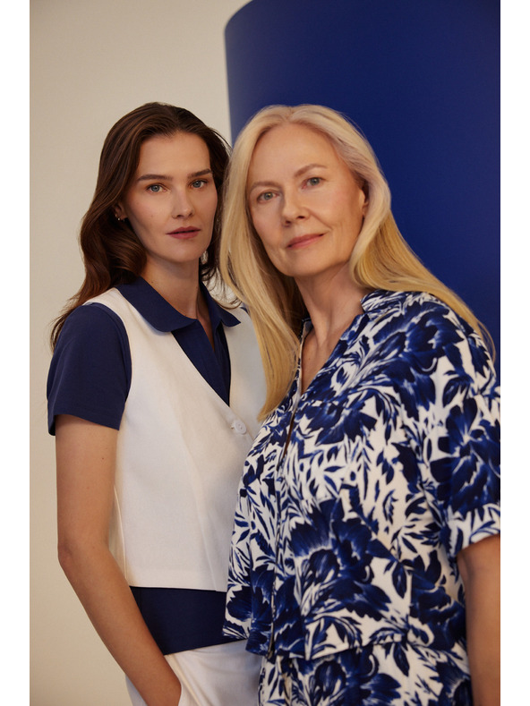 Moodo Blau-weiß gemusterte Bluse