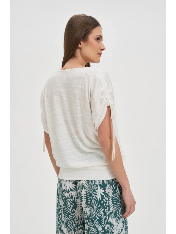 Moodo Weißes Top mit Raffung an den Ärmeln