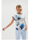 Moodo Weiße Damenbluse mit blauen Blumen